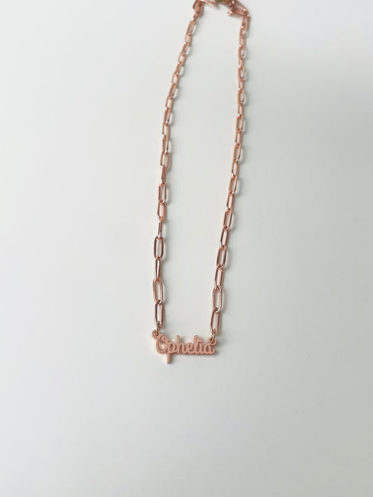 OPHELIA Name Necklace (Rose Gold)