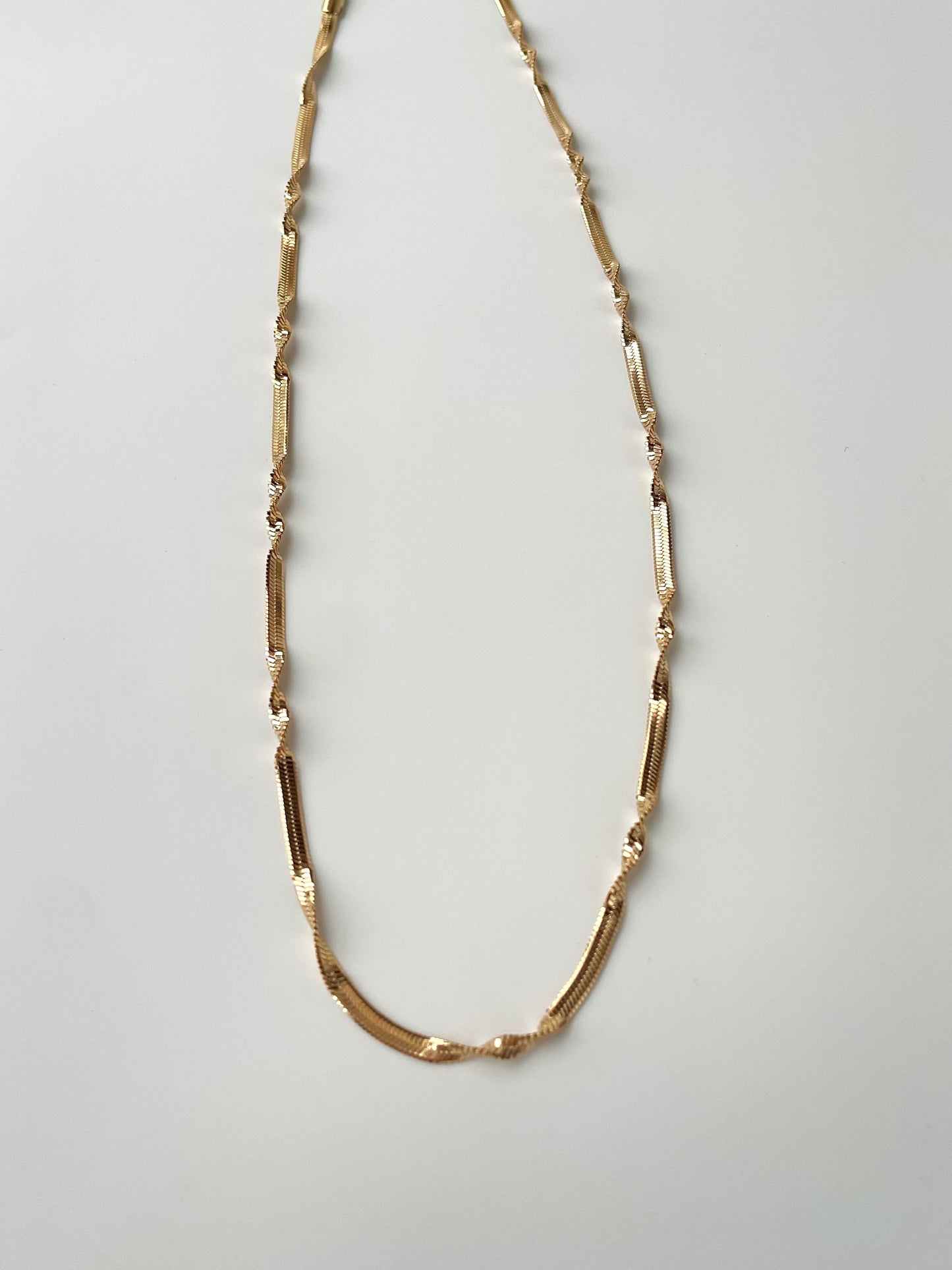 Everyday Essentials Necklace M
