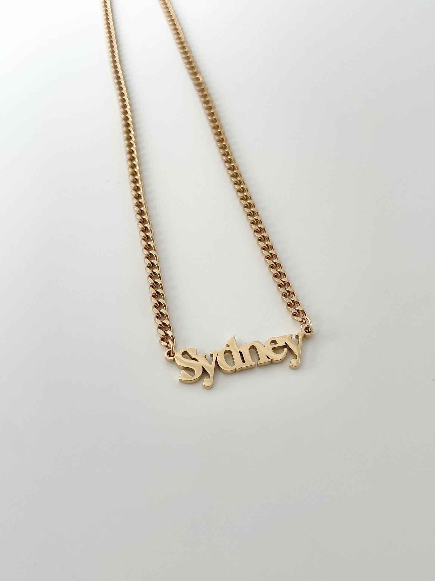 SYDNEY Name Necklace