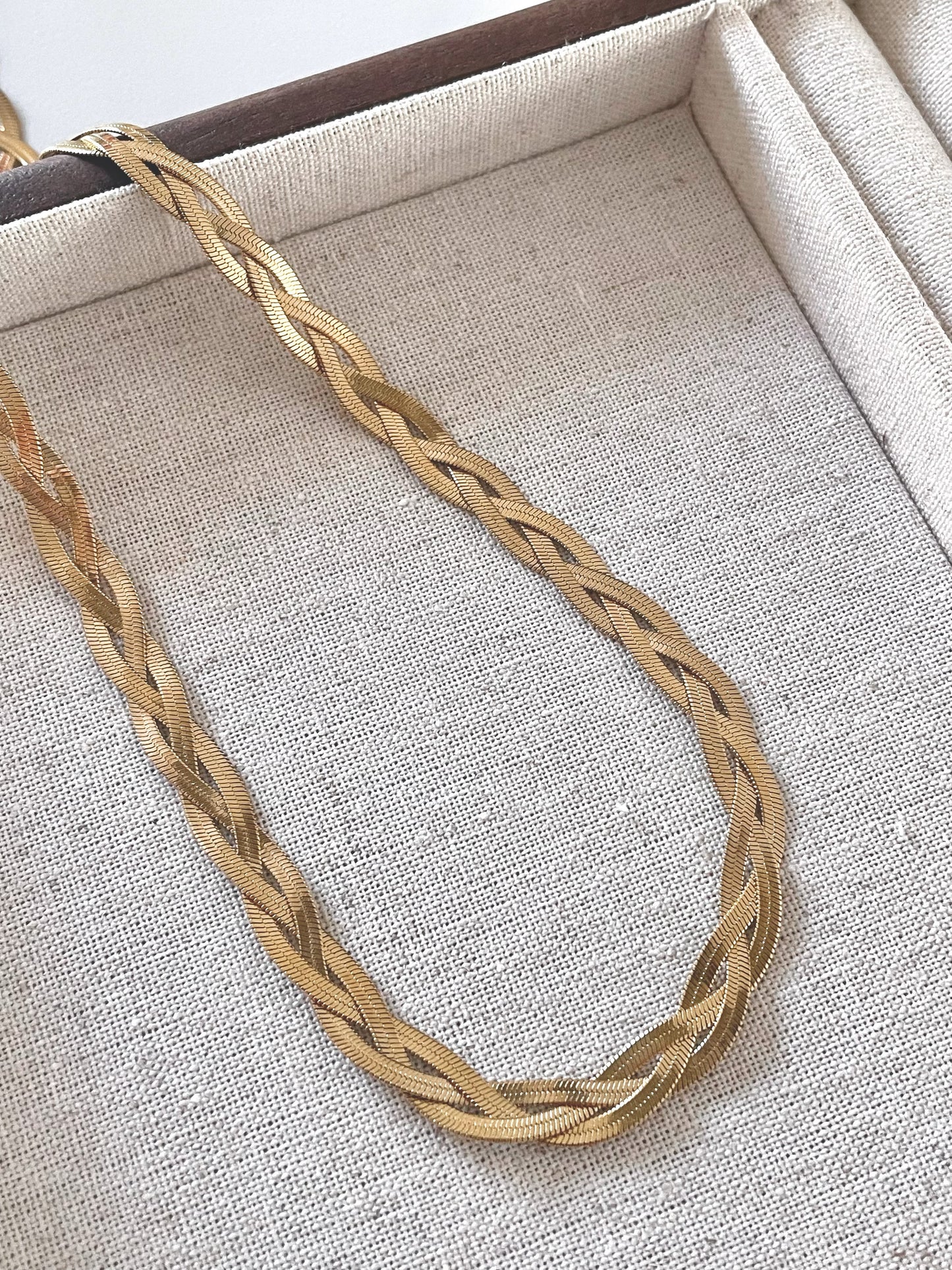 Everyday Essentials Necklace L
