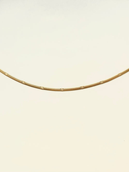 Everyday Essentials Necklace H