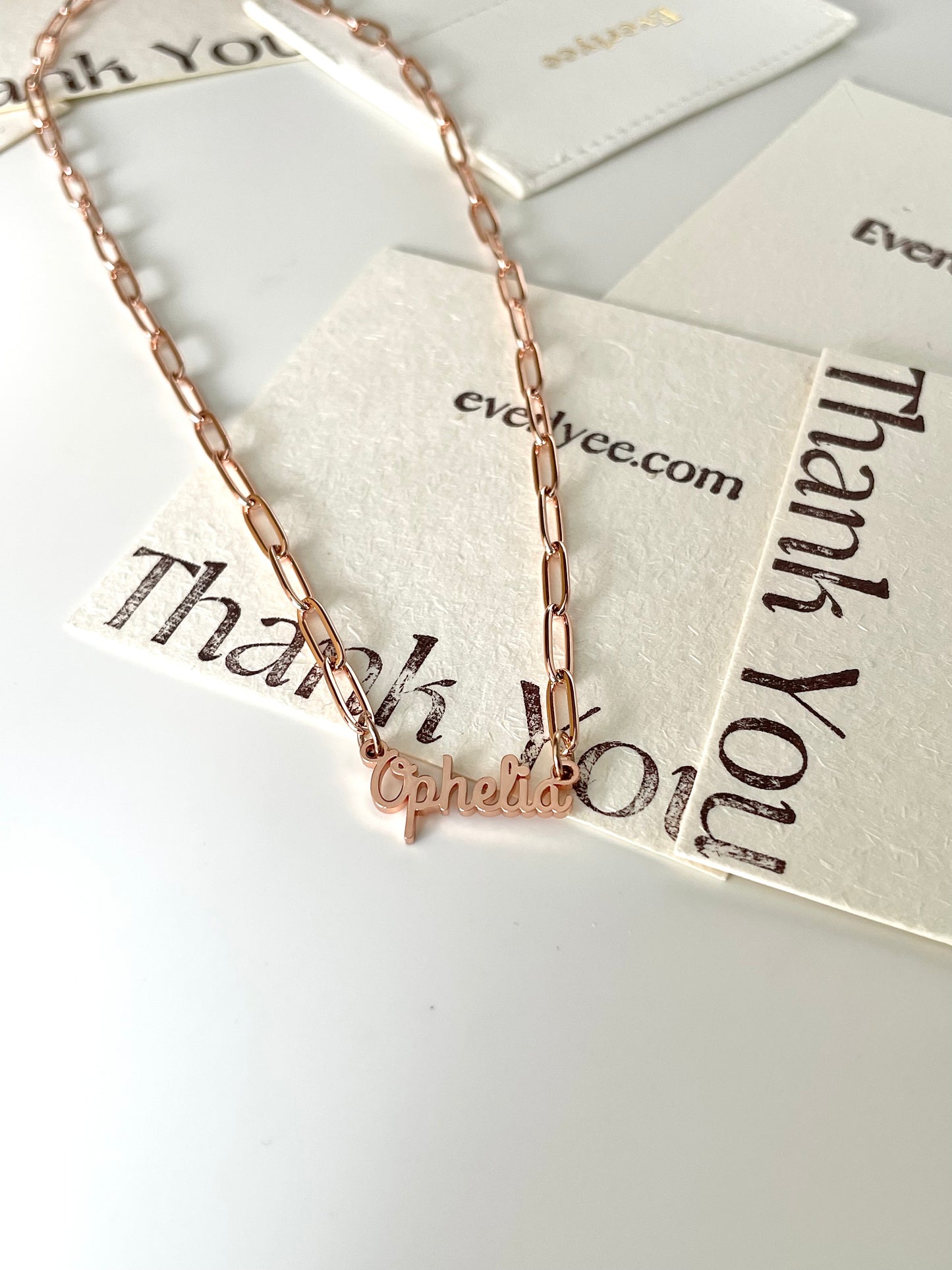 OPHELIA Name Necklace (Rose Gold)