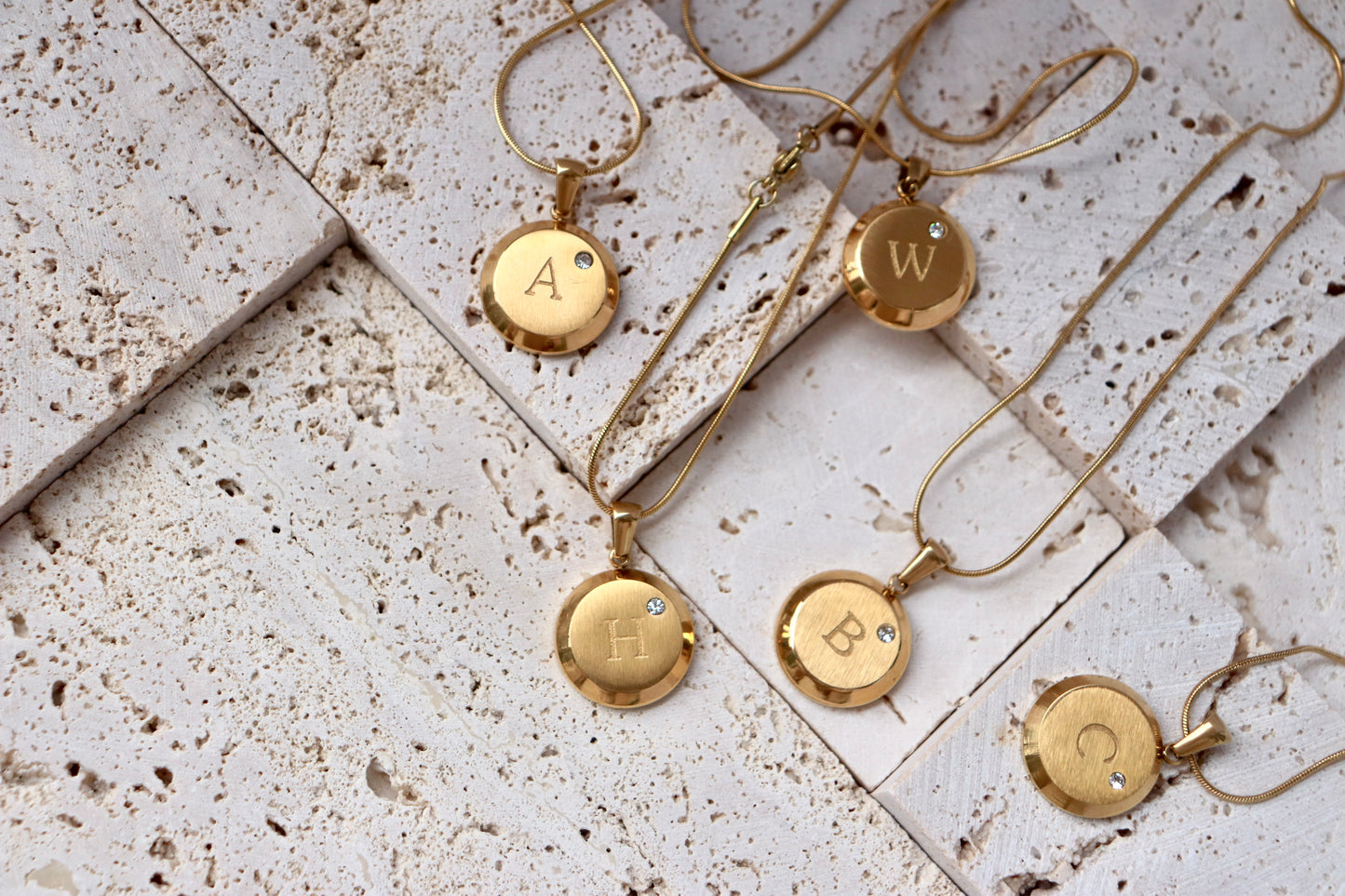 Shinny Round Plate Initial Necklaces Set