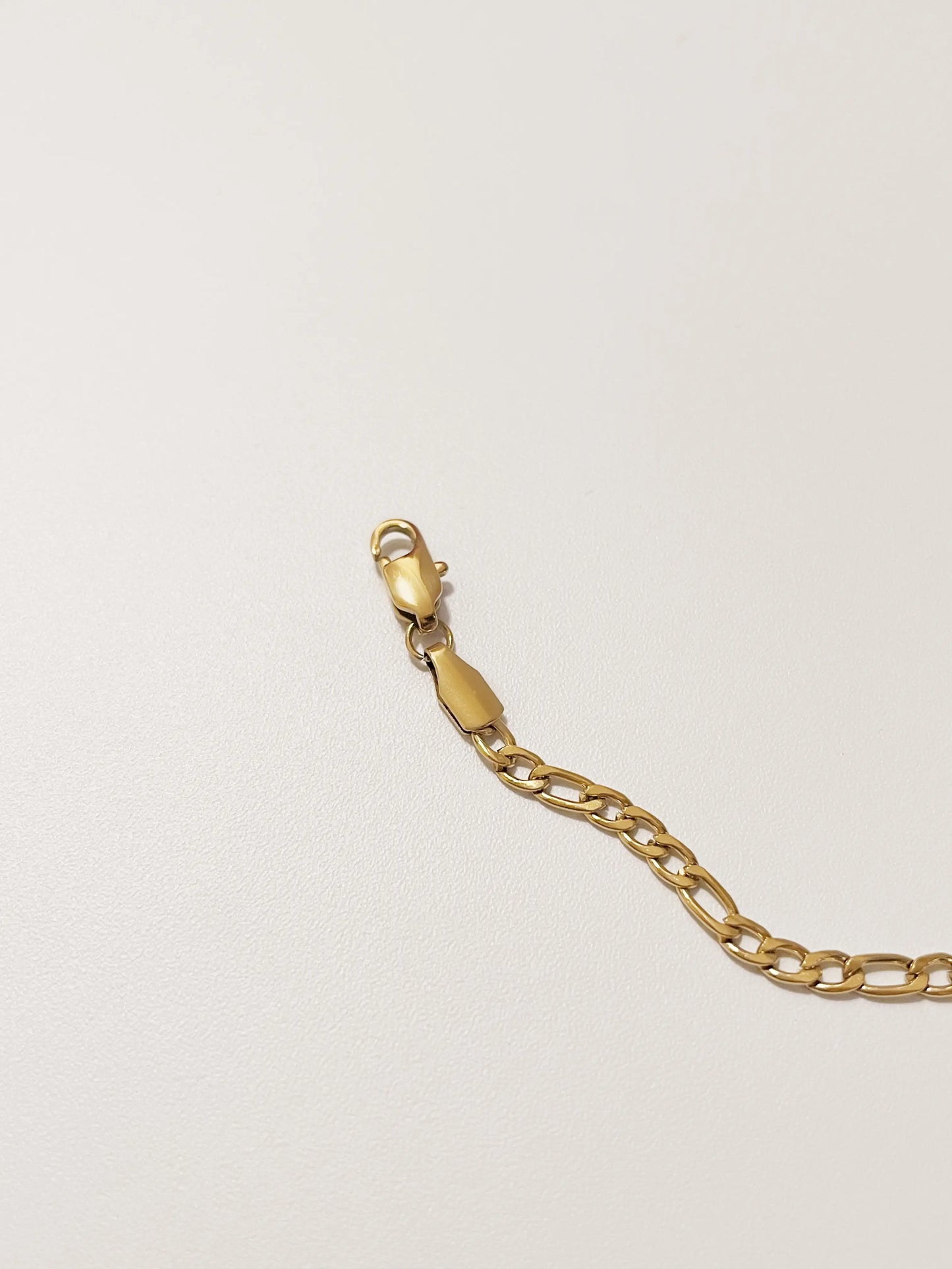 Furry Friends Figaro Chain Bracelet (Gold)