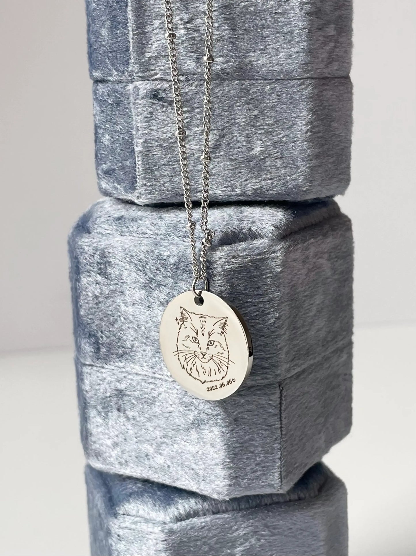 Pet Portrait Disc with Beaded Necklace (Silver)