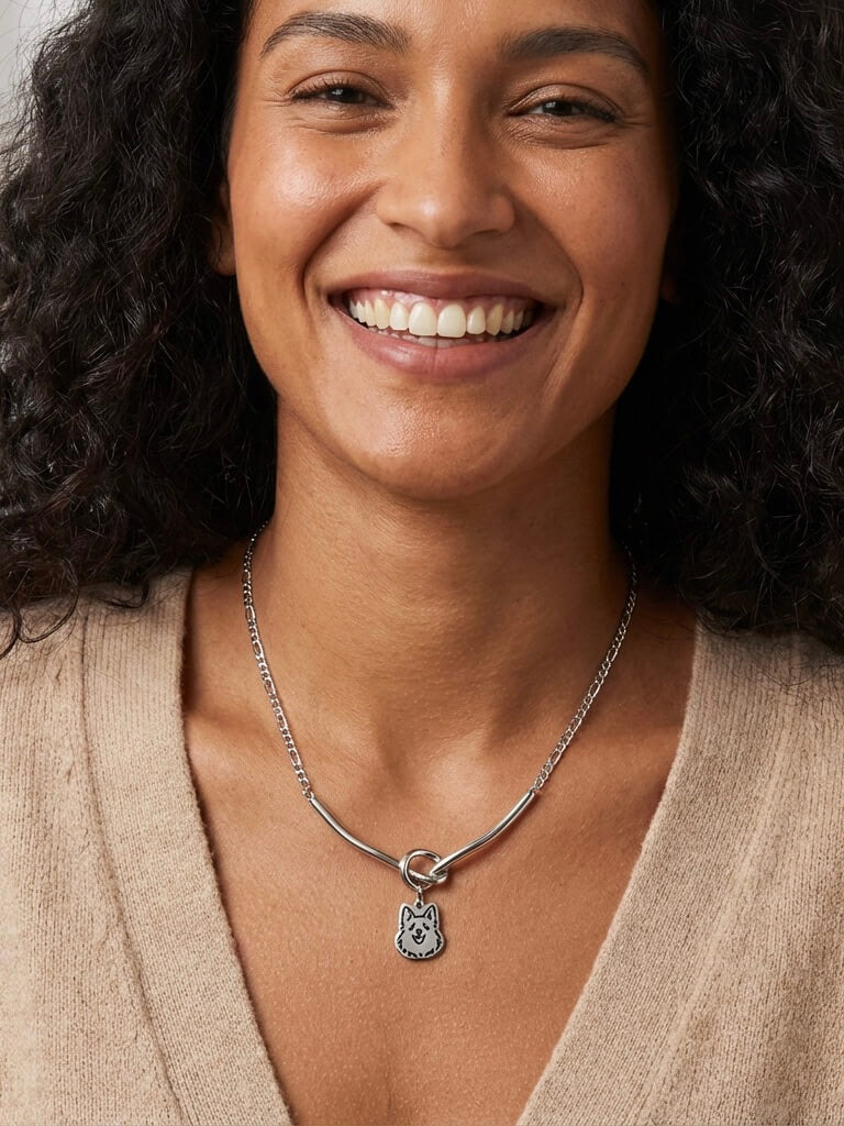 The Love Knot - Pet Portrait Necklace